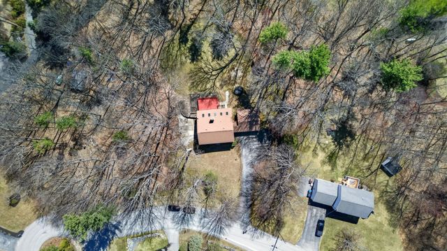 16 Berkeley Street, Pelham, NH 03076