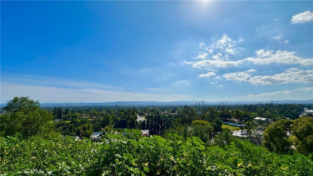 Image 1 of property listing at 11531 Vimy, Granada Hills, CA 91344