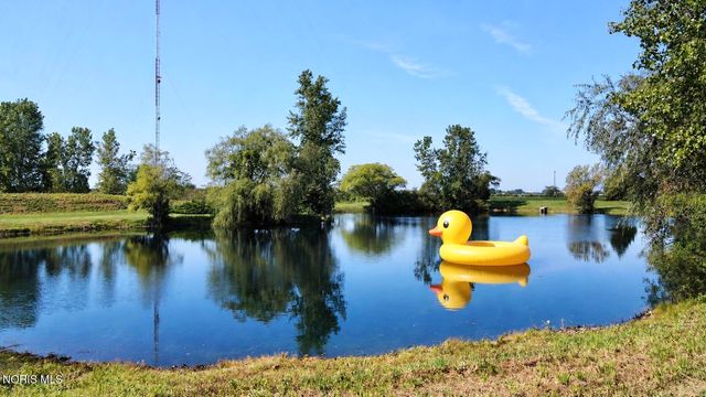 1031 N Cousino Road, Oregon, OH 43616