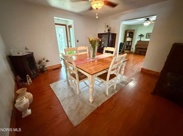 1031 N Cousino Road, Oregon, OH 43616