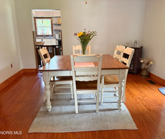 1031 N Cousino Road, Oregon, OH 43616