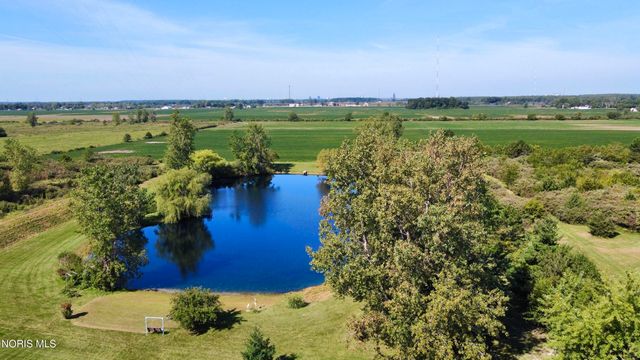 1031 N Cousino Road, Oregon, OH 43616