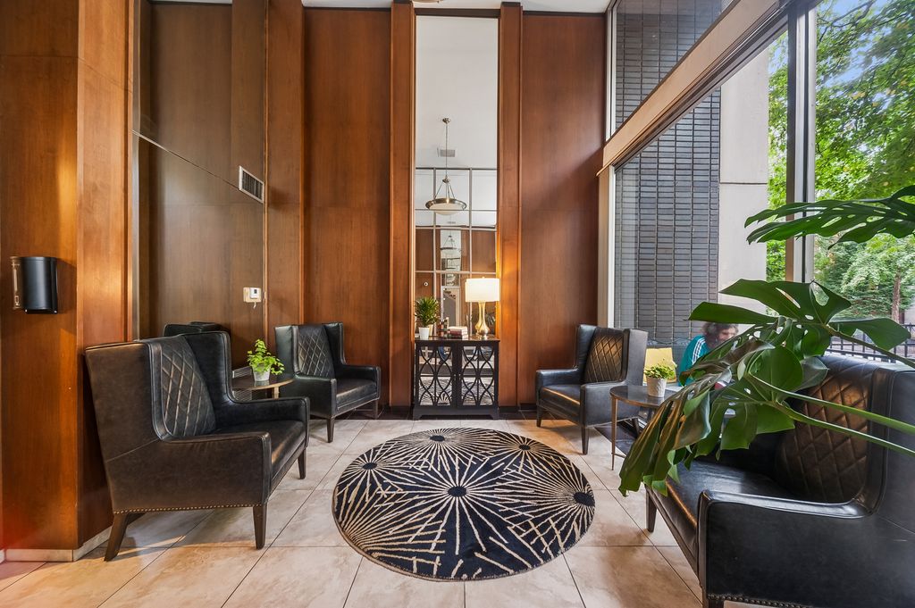 30 E Division Street 15C, Chicago, IL 60610 — photo 4