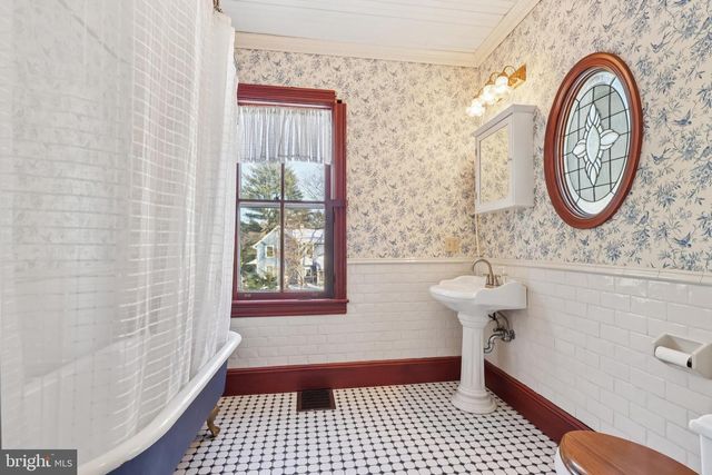 448 SUMMER AVE, Edgewater Park, NJ 08010