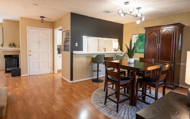 10 Hampshire Circle, Little Rock, AR 72212