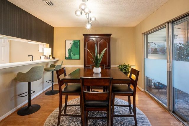 10 Hampshire Circle, Little Rock, AR 72212