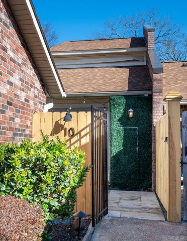 10 Hampshire Circle, Little Rock, AR 72212