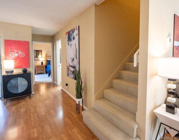 10 Hampshire Circle, Little Rock, AR 72212