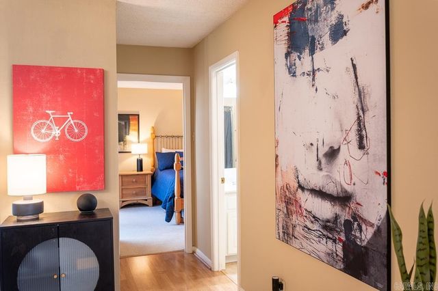 10 Hampshire Circle, Little Rock, AR 72212