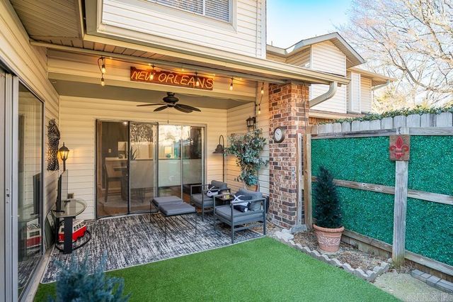 10 Hampshire Circle, Little Rock, AR 72212