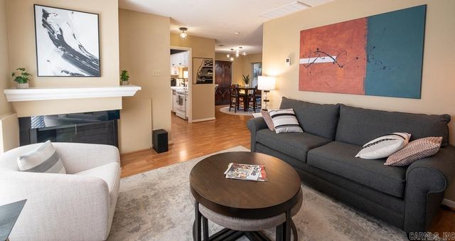 10 Hampshire Circle, Little Rock, AR 72212