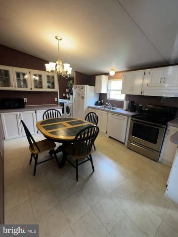 2361 N OLD BETHLEHEM PIKE, Quakertown, PA 18951