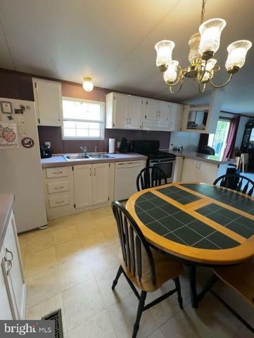 2361 N OLD BETHLEHEM PIKE, Quakertown, PA 18951