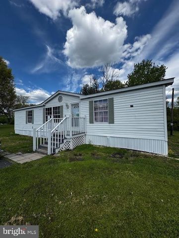 2361 N OLD BETHLEHEM PIKE, Quakertown, PA 18951