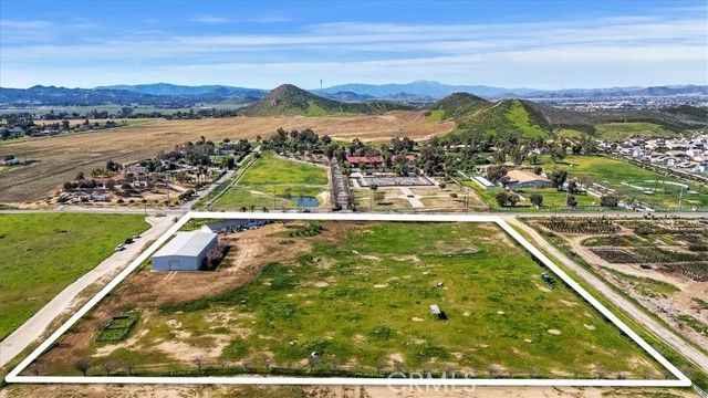 30100 Maxine, Menifee, CA 92584