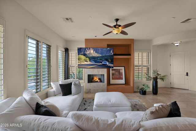 12341 E NORTH Lane, Scottsdale, AZ 85259