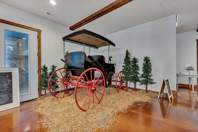 9945 BROOKS MILL RD, Wirtz, VA 24184