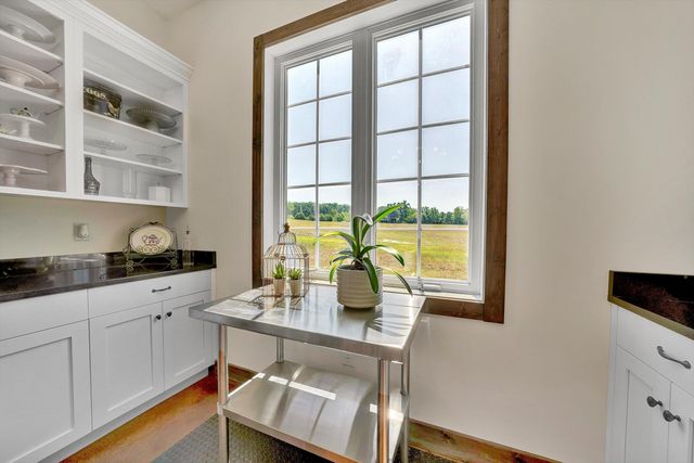 9945 BROOKS MILL RD, Wirtz, VA 24184