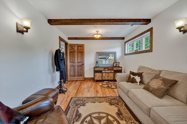 9945 BROOKS MILL RD, Wirtz, VA 24184