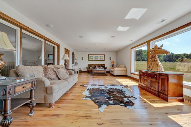 9945 BROOKS MILL RD, Wirtz, VA 24184