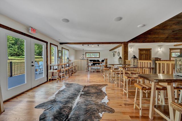9945 BROOKS MILL RD, Wirtz, VA 24184