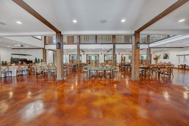 9945 BROOKS MILL RD, Wirtz, VA 24184