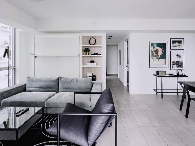 227 NE 2nd Street 2400, Miami, FL 33132