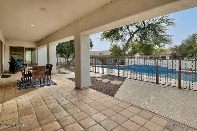 2145 N Water View Court, Tucson, AZ 85749