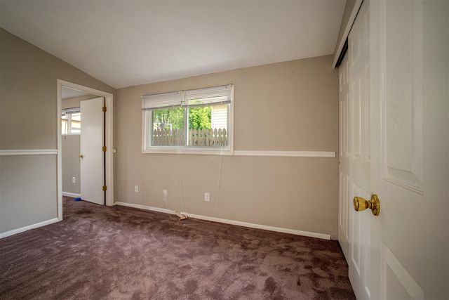 23723 Reynolds Avenue, Hazel Park, MI 48030