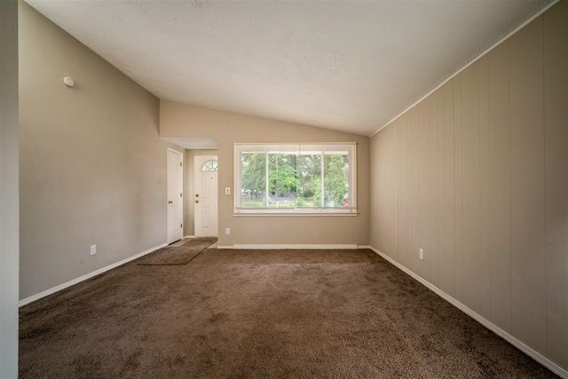 23723 Reynolds Avenue, Hazel Park, MI 48030
