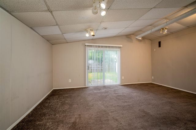 23723 Reynolds Avenue, Hazel Park, MI 48030