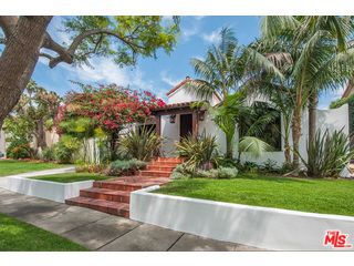 9031 ROSEWOOD Avenue, West Hollywood, CA 90048