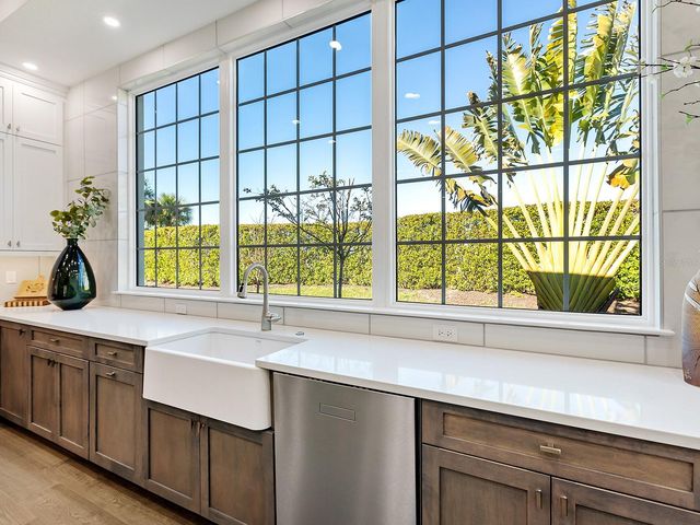 9220 STARRY NIGHT AVENUE, Sarasota, FL 34241