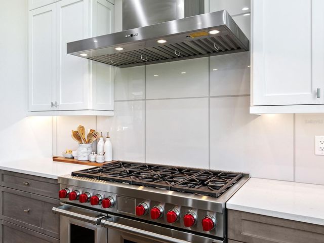 9220 STARRY NIGHT AVENUE, Sarasota, FL 34241