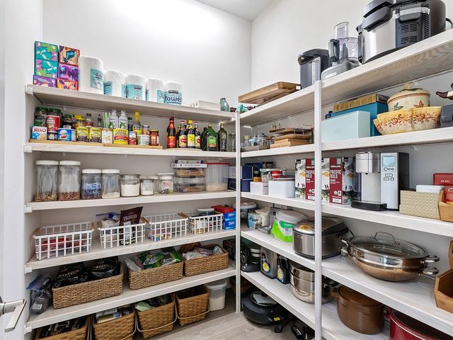 9220 STARRY NIGHT AVENUE, Sarasota, FL 34241