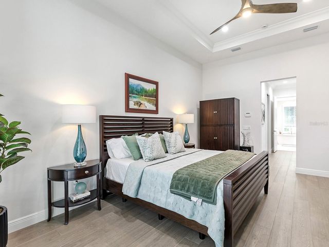 9220 STARRY NIGHT AVENUE, Sarasota, FL 34241