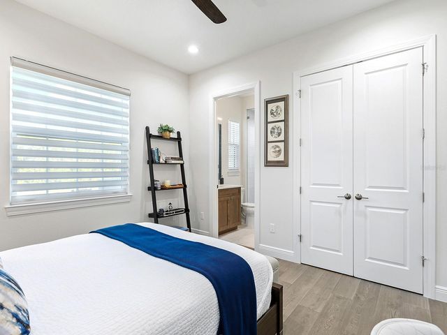 9220 STARRY NIGHT AVENUE, Sarasota, FL 34241