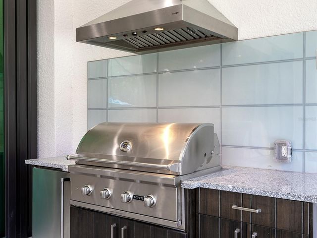 9220 STARRY NIGHT AVENUE, Sarasota, FL 34241