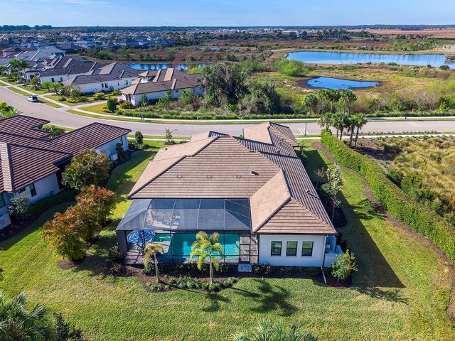 9220 STARRY NIGHT AVENUE, Sarasota, FL 34241