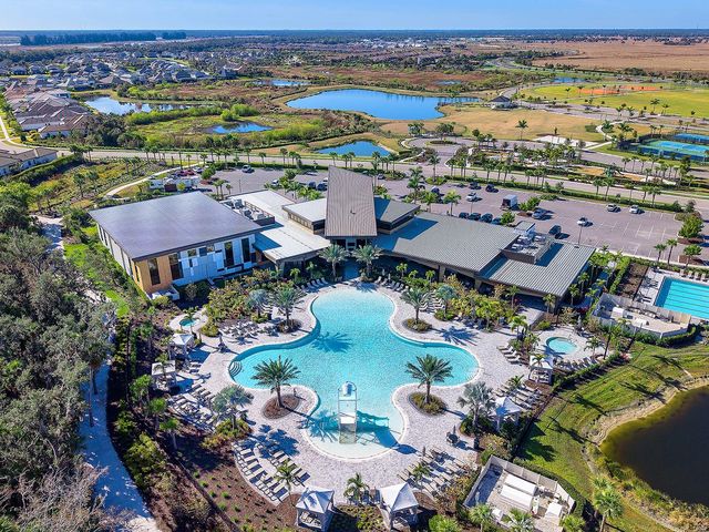 9220 STARRY NIGHT AVENUE, Sarasota, FL 34241