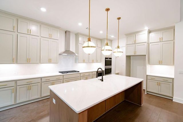 8420 Creekside Overlook Drive, Gainesville, GA 30506