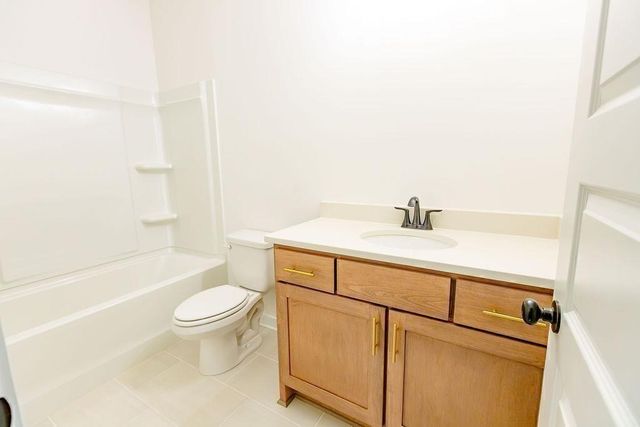 8420 Creekside Overlook Drive, Gainesville, GA 30506