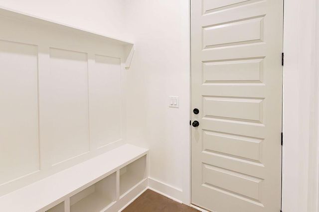 8420 Creekside Overlook Drive, Gainesville, GA 30506