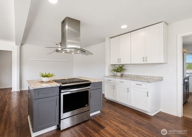 1317 47th Avenue E, Fife, WA 98424