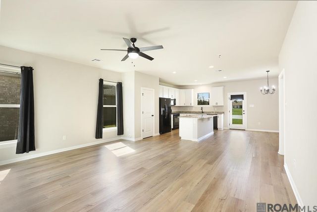 23167 Wilton Dr, Denham Springs, LA 70726