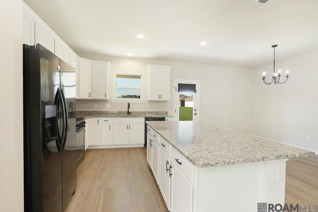 23167 Wilton Dr, Denham Springs, LA 70726