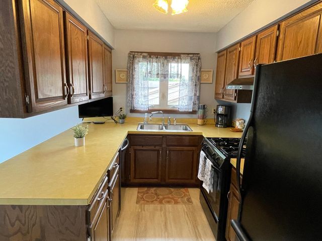 8946 72nd Street S, Cottage Grove, MN 55016