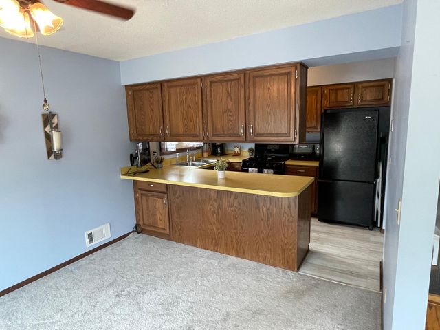 8946 72nd Street S, Cottage Grove, MN 55016