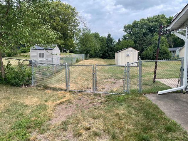 8946 72nd Street S, Cottage Grove, MN 55016