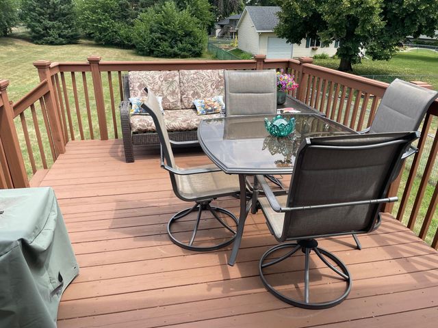 8946 72nd Street S, Cottage Grove, MN 55016